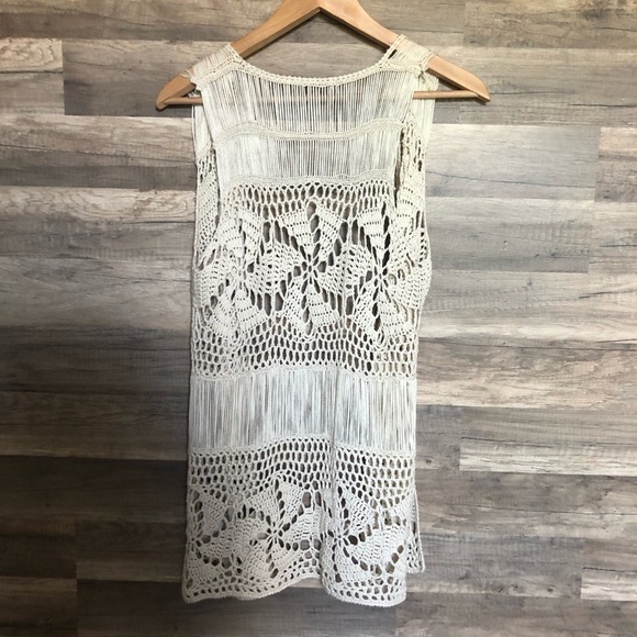 Boho Crochet Sleeveless Vest in Cream XS - Picture 7 of 8